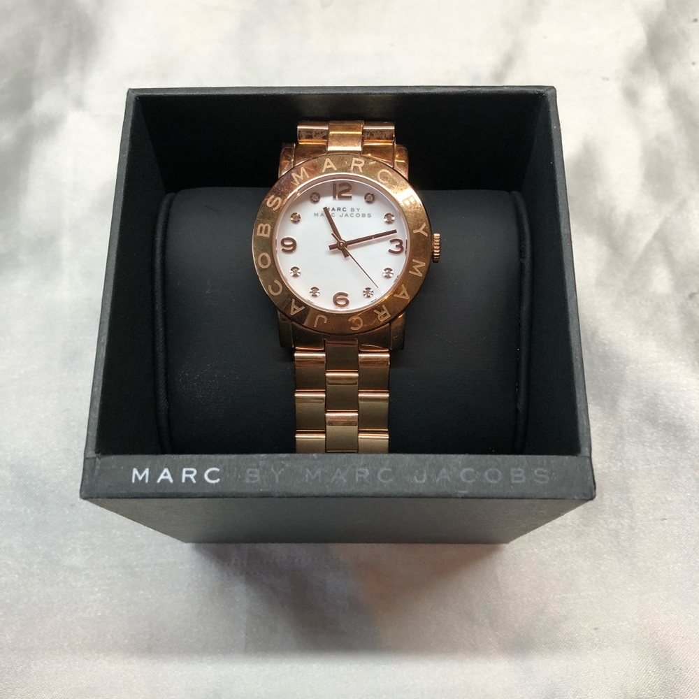 MARC JACOBS White Dial Rose Gold-Tone Ladies Watch